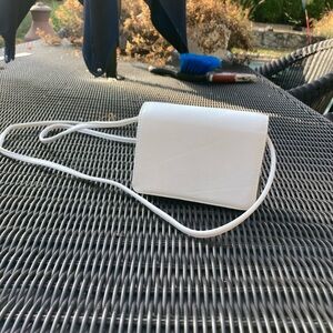 Preview Collection white crossbody wallet